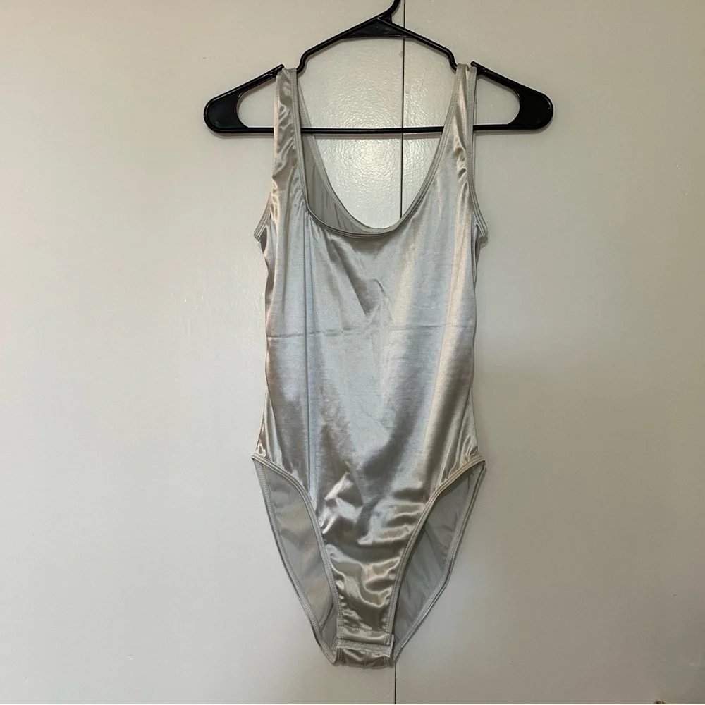 Vintage Gold Crown Label Victoria’s Secret Union Made Metallic Silver Swimsuit S - Picture 2 of 10